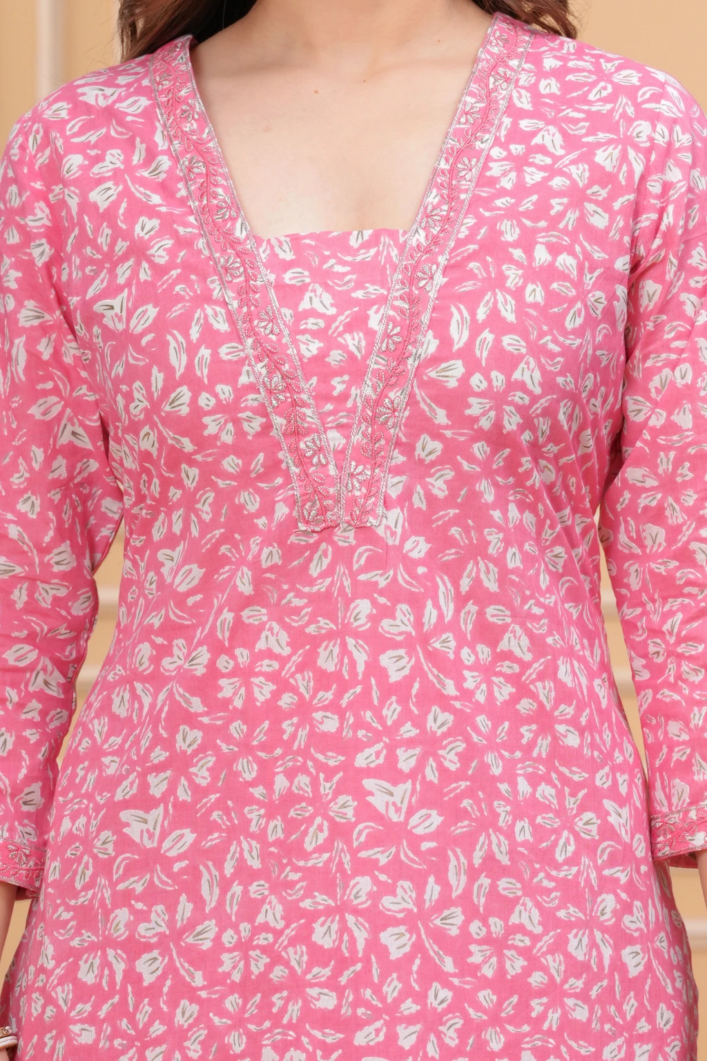 NISHA FASHION Women’s Pink Floral Print Kurta Trouser and Dupatta Set